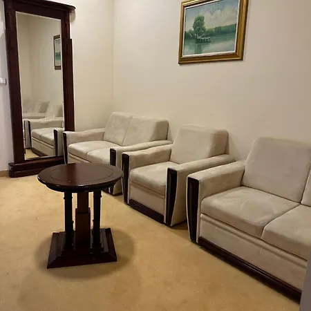 Majur Hotel