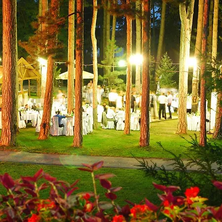 Hotel Majur 4*